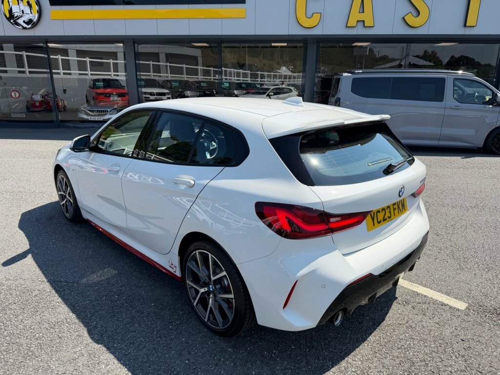 BMW 1 Series Hatchback YC23FKM White #5