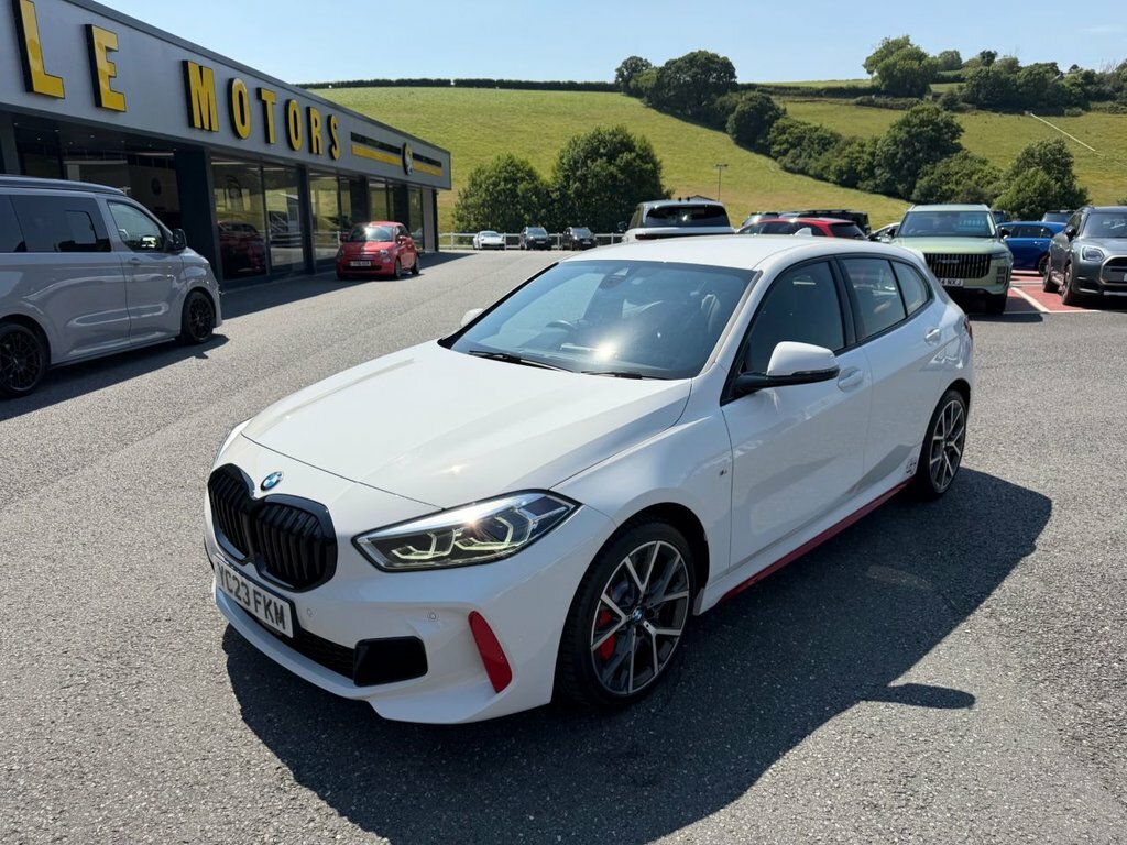 BMW 1 Series Hatchback YC23FKM White #3