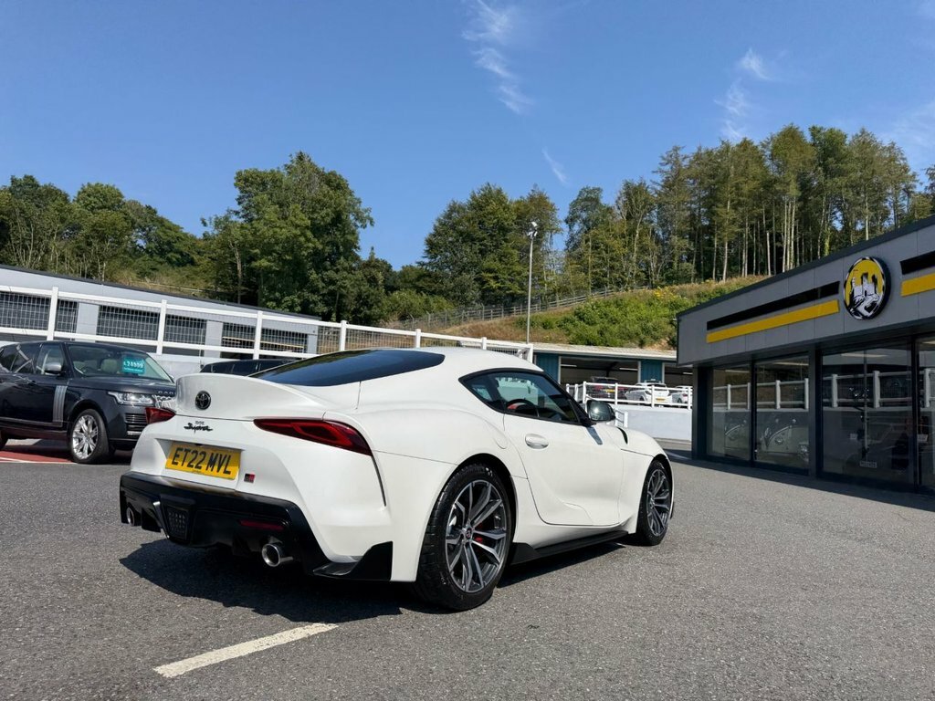 Toyota Supra 2L Gr Pro White #3