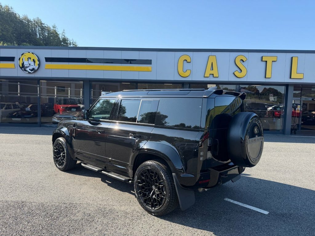 Land Rover Defender 110 Suv Black #3