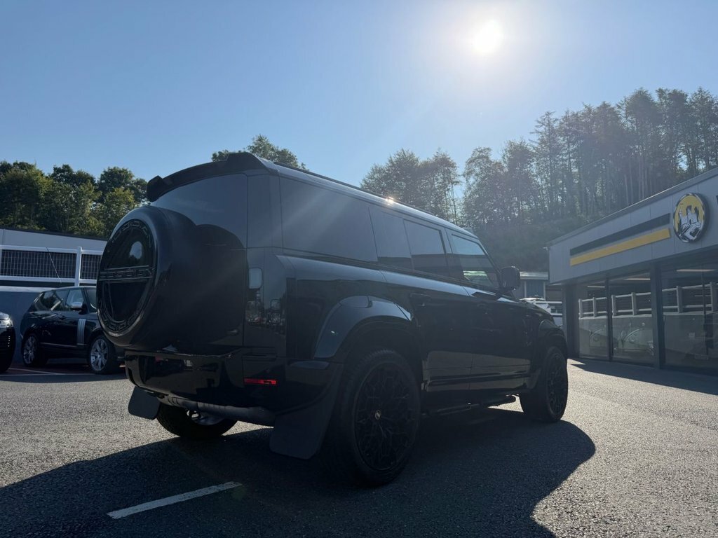 Land Rover Defender 110 Suv Black #4