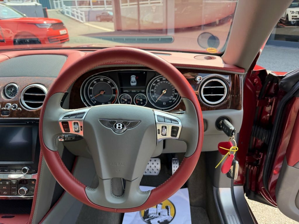 Bentley Flying Spur Saloon Red #6
