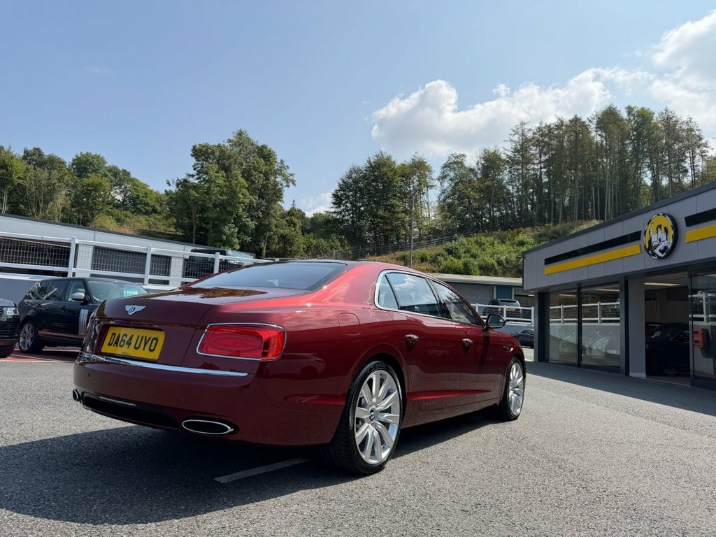 Bentley Flying Spur Saloon Red #4