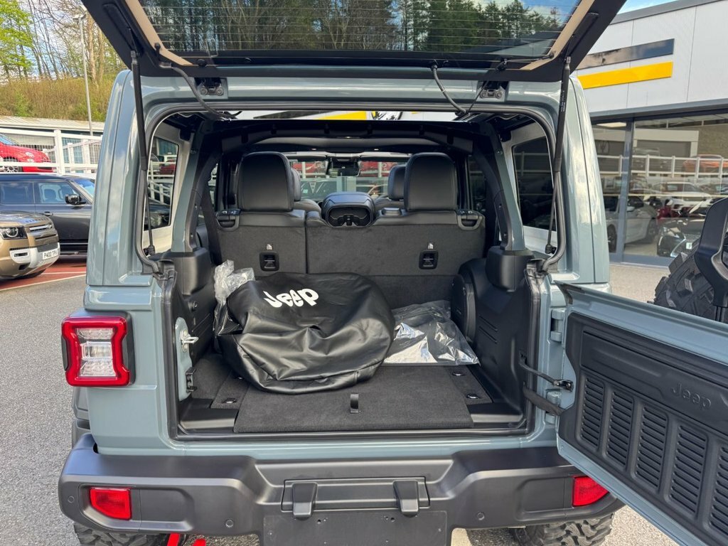 Jeep Wrangler 2L Rubicon Green #15