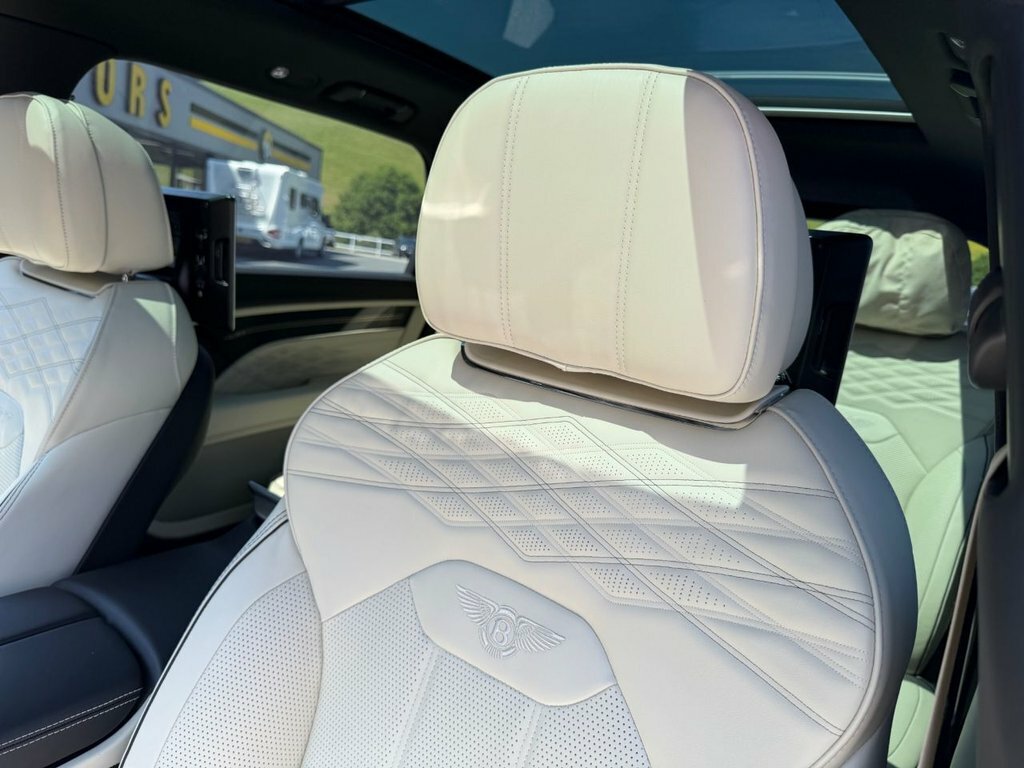 Bentley Bentayga S  #23