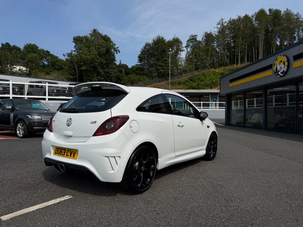 Vauxhall Corsa 1.6L Vxr White #4