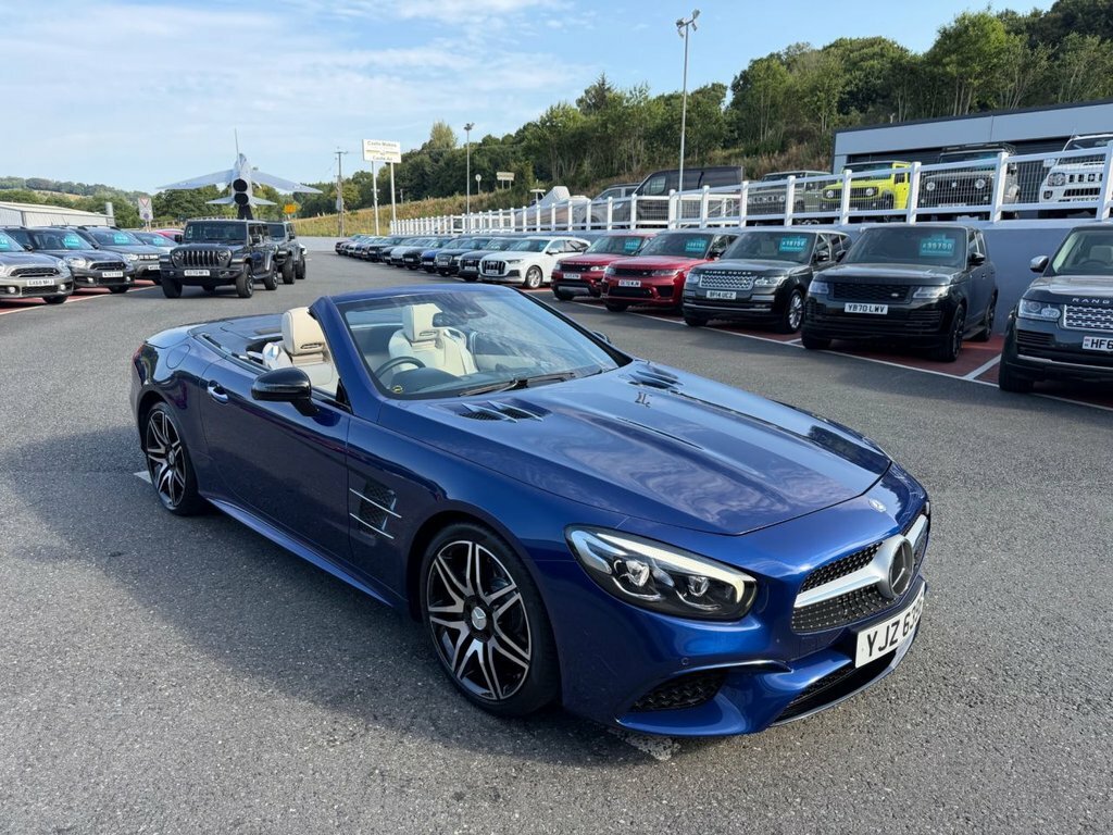 Mercedes-Benz SL Class 3L Amg Line Blue