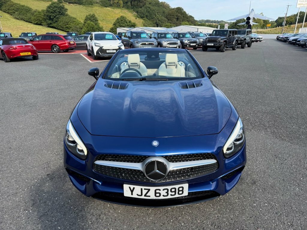 Mercedes-Benz SL Class 3L Amg Line Blue #2