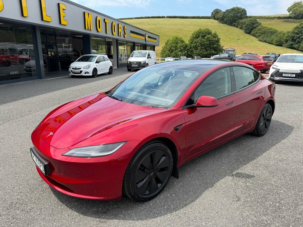 Tesla Model 3 Saloon Red #3