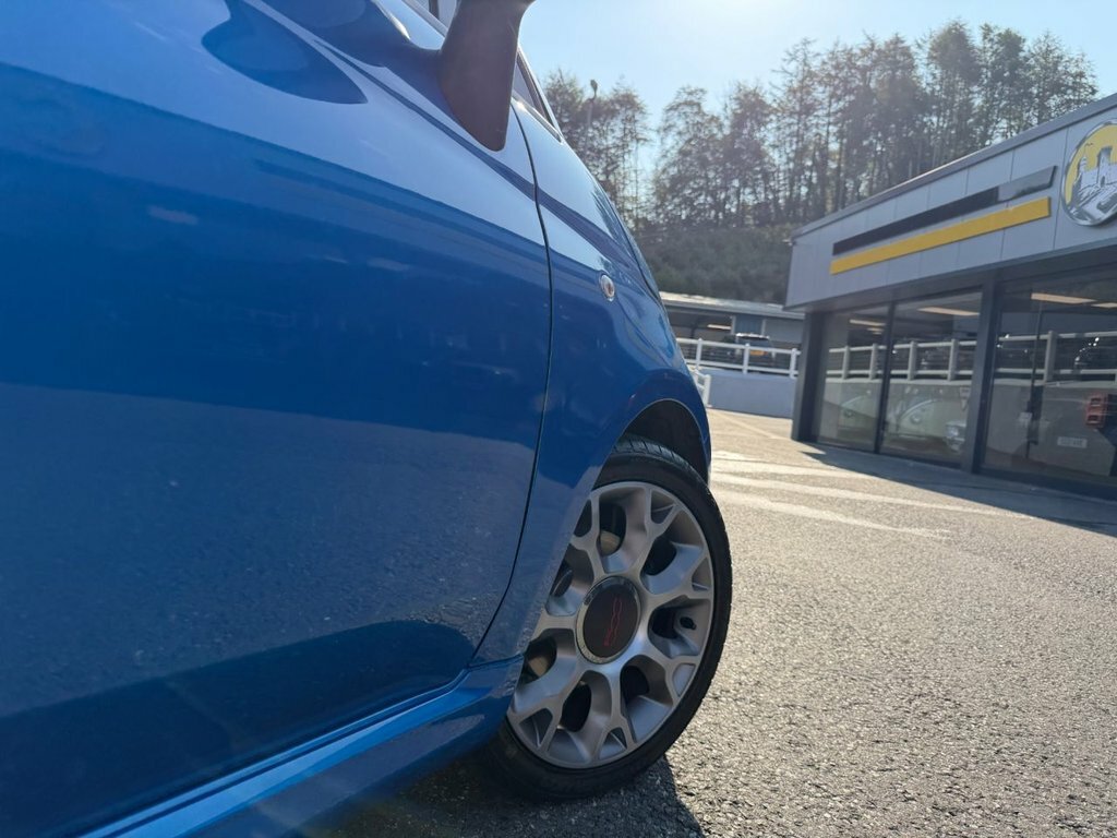 Fiat 500 Black #17
