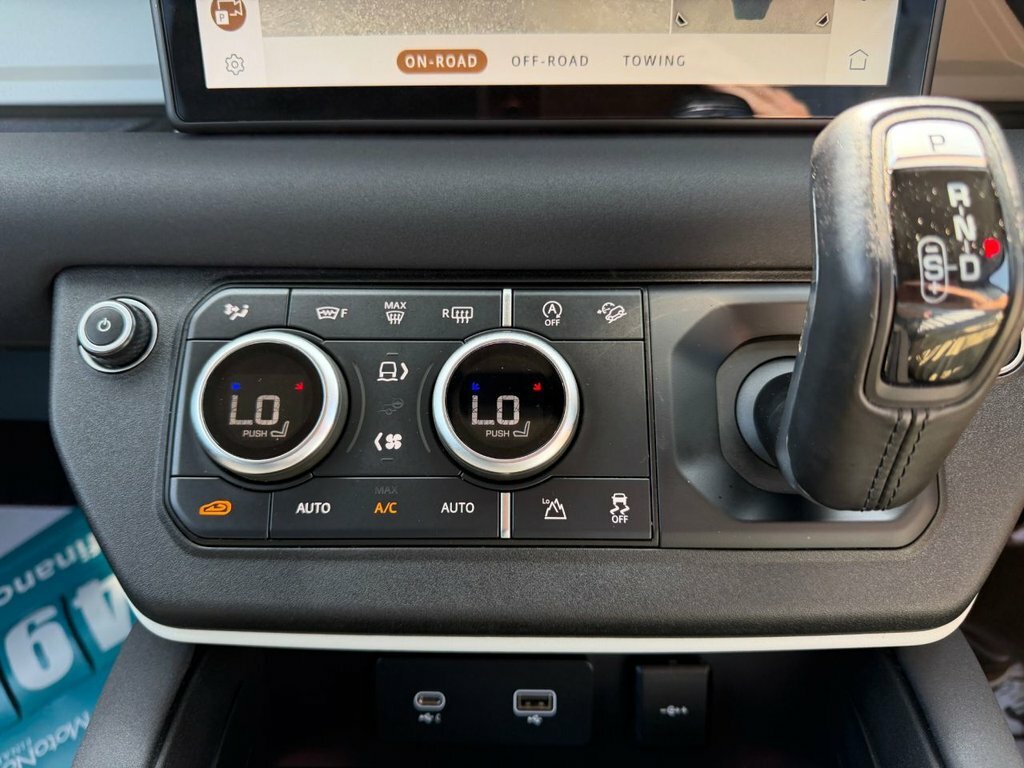 Land Rover Defender X-dynamic Hse Mhev Grey #29