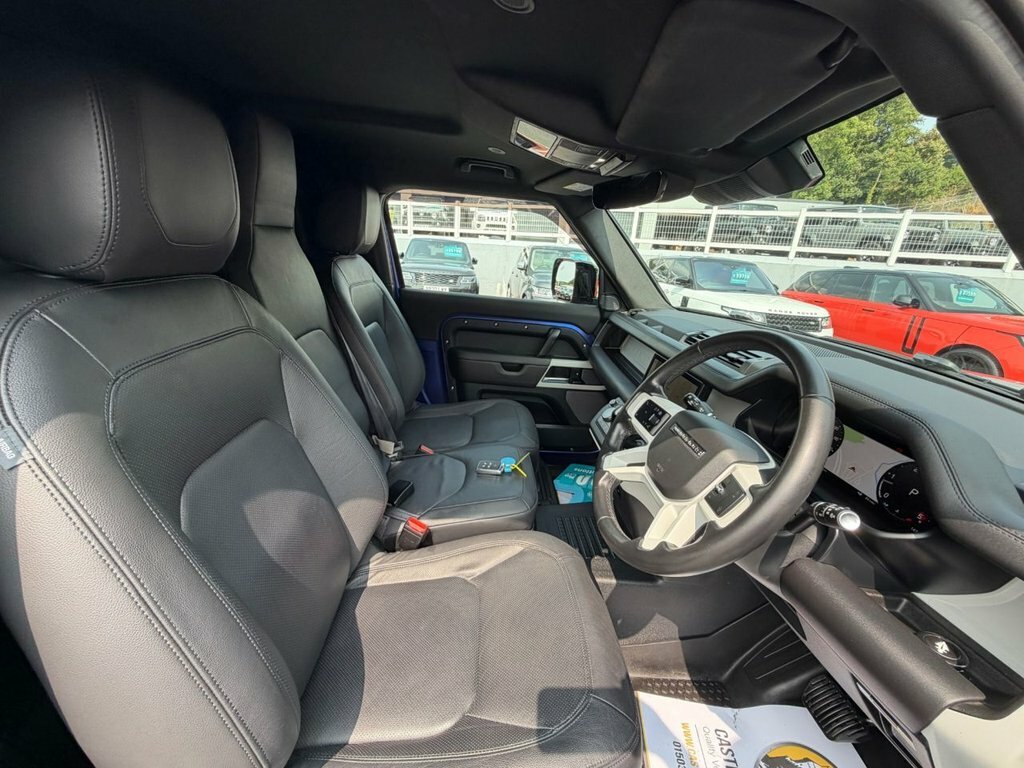 Land Rover Defender D300 X-dynamic Hse Grey #10