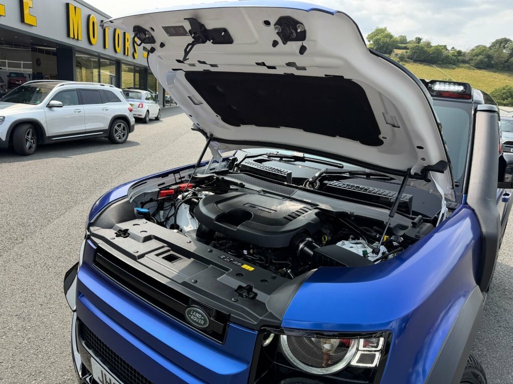 Land Rover Defender D300 X-dynamic Hse Grey #19