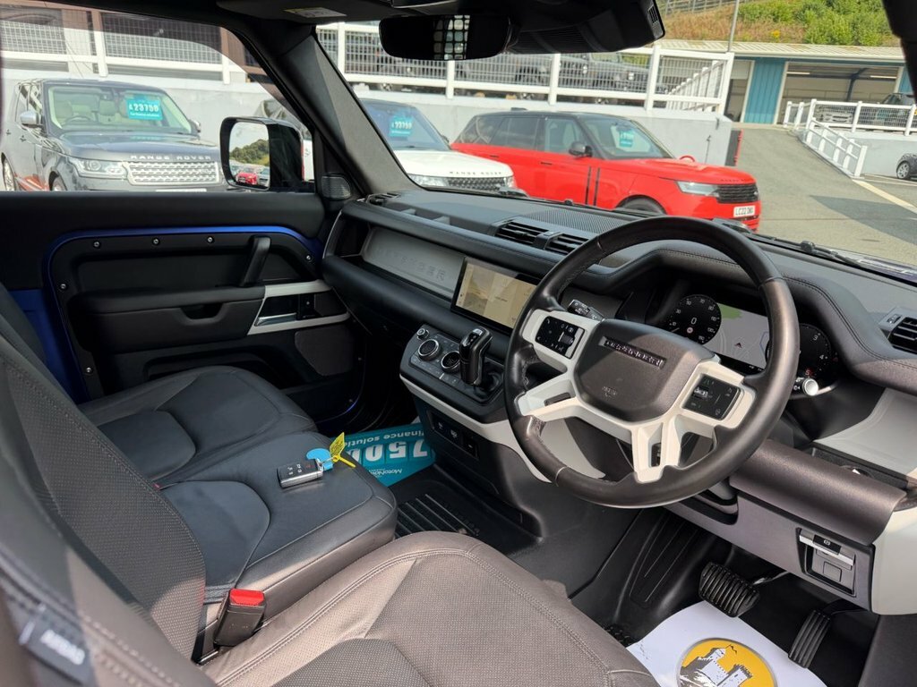 Land Rover Defender D300 X-dynamic Hse Grey #7