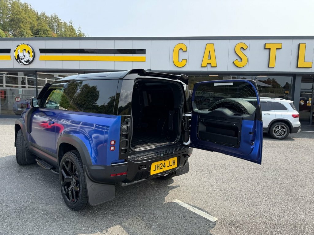 Land Rover Defender D300 X-dynamic Hse Grey #11