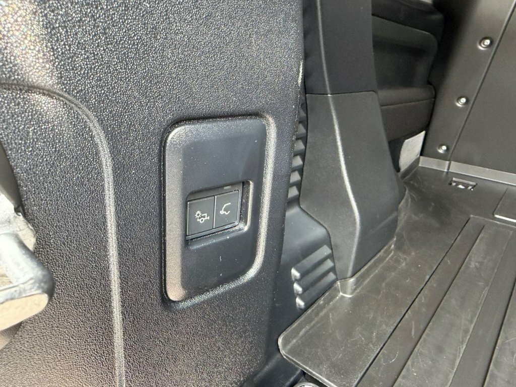 Land Rover Defender D300 X-dynamic Hse Grey #13