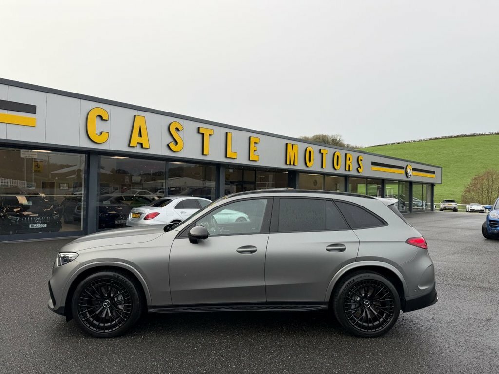 Mercedes-Benz GLC Class 2L Amg Black #3