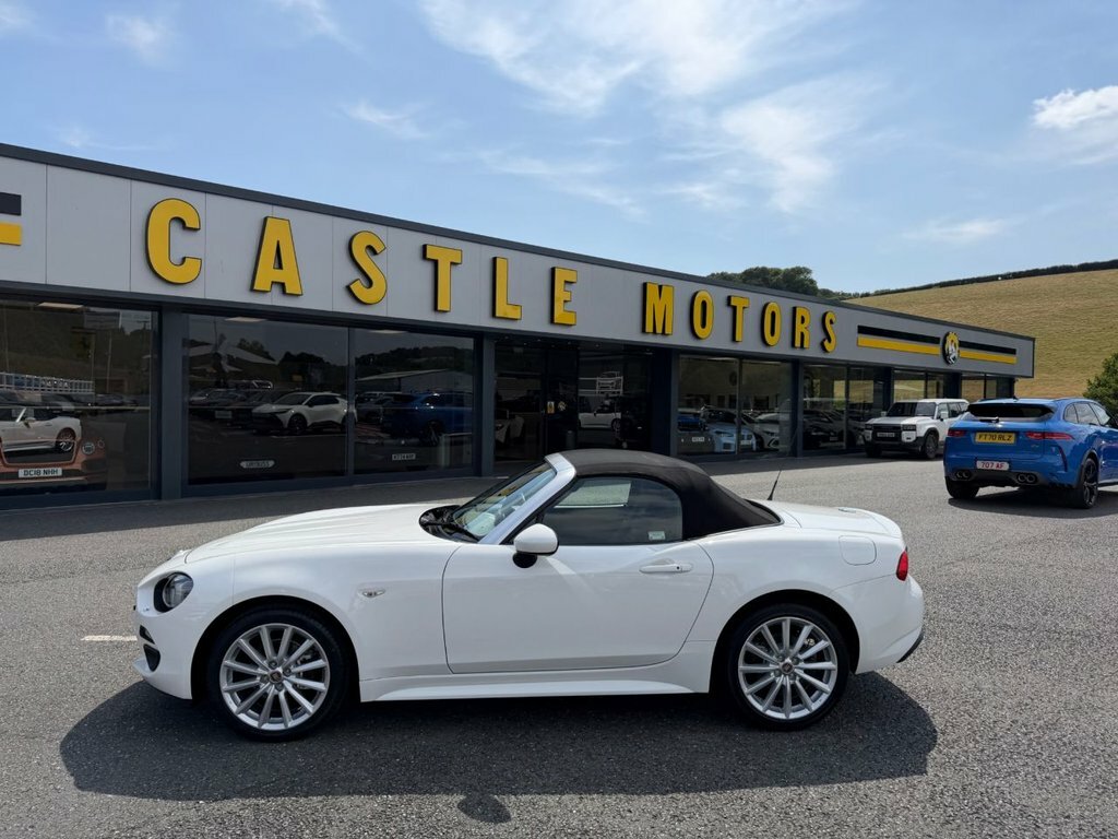 Fiat 124 Spider 1.4L Lusso Plus White #3