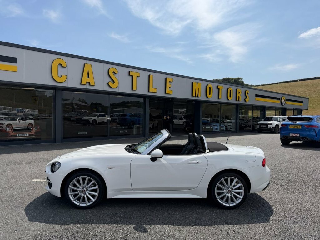 Fiat 124 Spider 1.4L Lusso Plus White #2