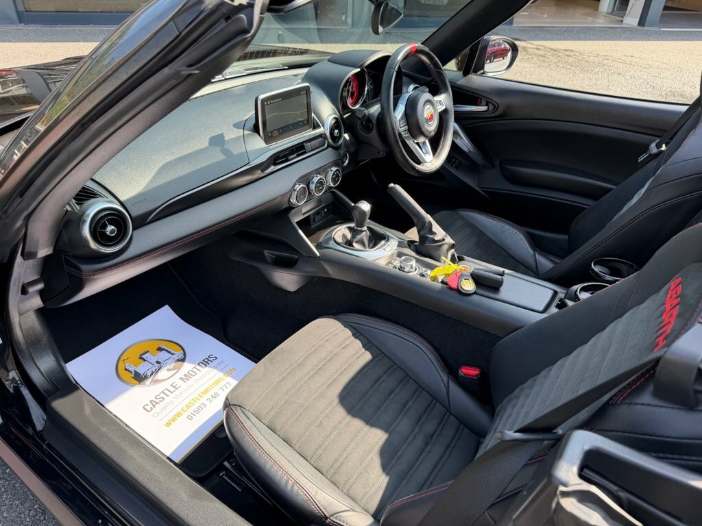Abarth 124 Spider 1.4 T 170 Multiair Convertible Euro 6 White #16
