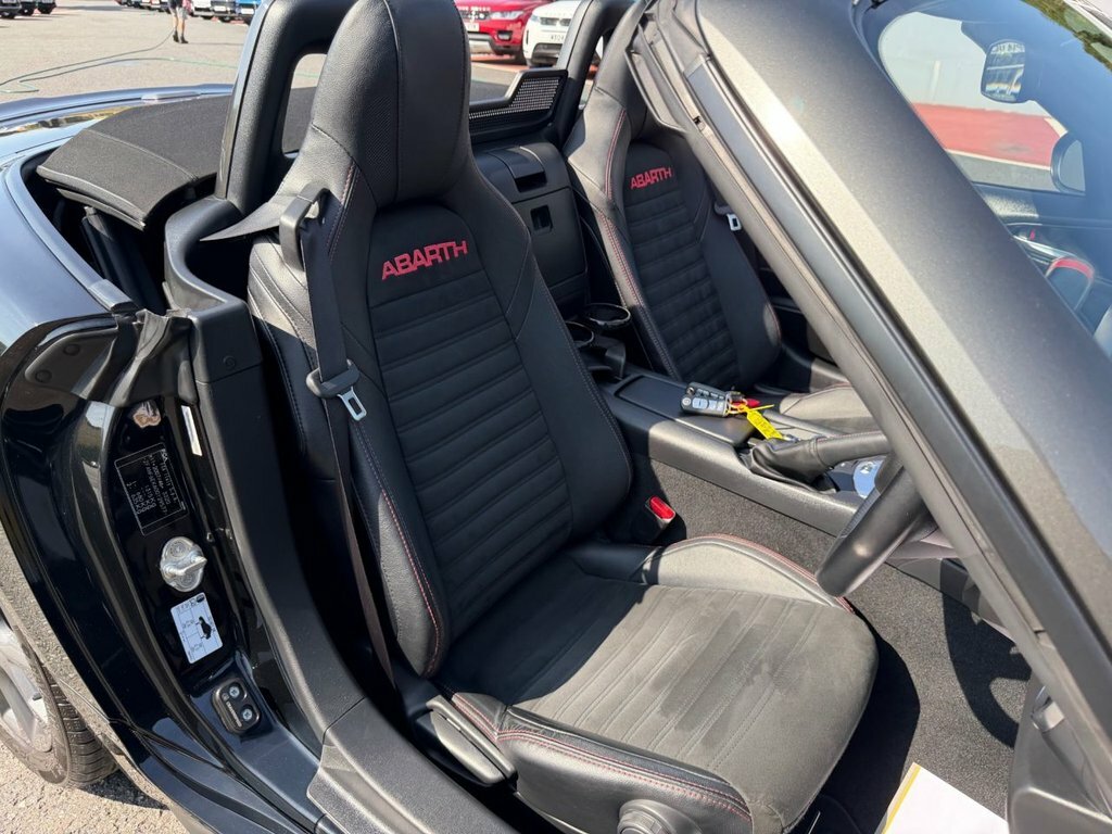 Abarth 124 Spider 1.4 T 170 Multiair Convertible Euro 6 White #9