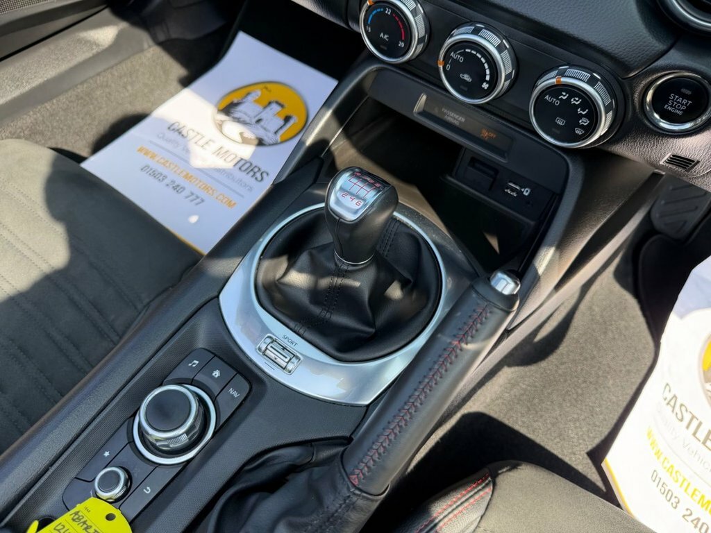 Abarth 124 Spider 1.4 T 170 Multiair Convertible Euro 6 White #13