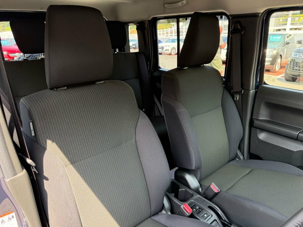 Suzuki Jimny 1.5 Sierrea Suv Black #10