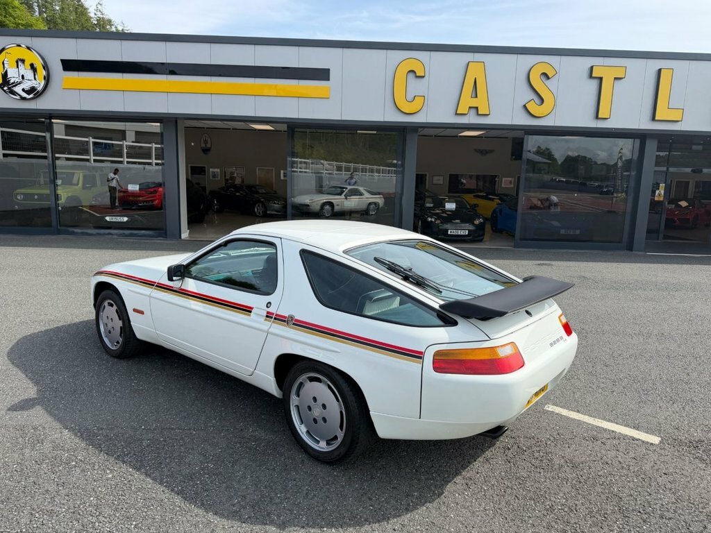 Porsche 928 4.5L Null White #3