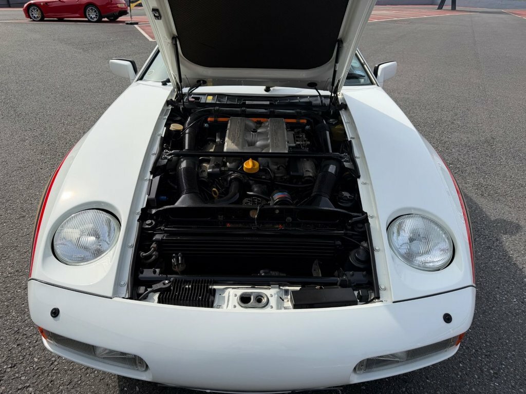 Porsche 928 320 Bhp Red #23