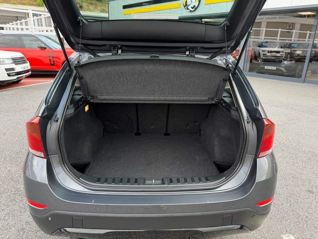 BMW X1 Xdrive20d M Sport White #13
