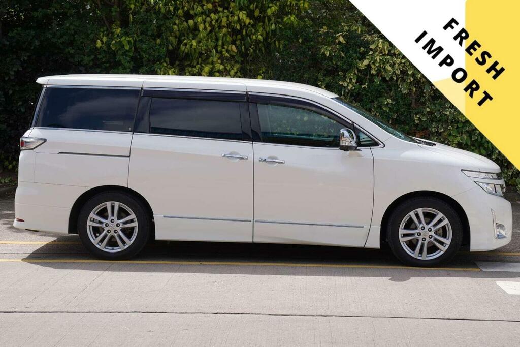 Nissan Elgrand Mpv 3.5 V6 Highway Star Premium 7 Seats 2010 White #2