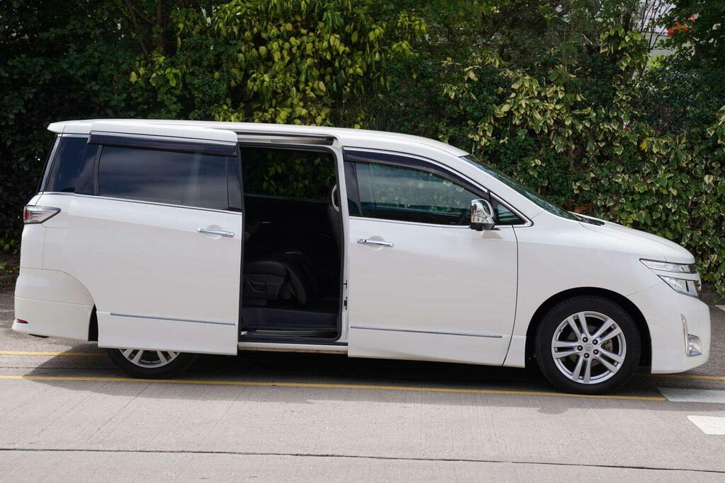 Nissan Elgrand Mpv 3.5 V6 Highway Star Premium 7 Seats 2010 White #3