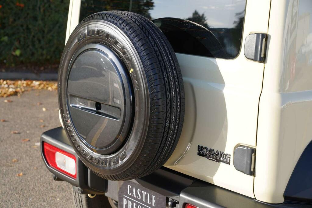 Suzuki Jimny 1.5 Nomade 4Wd Beige #4