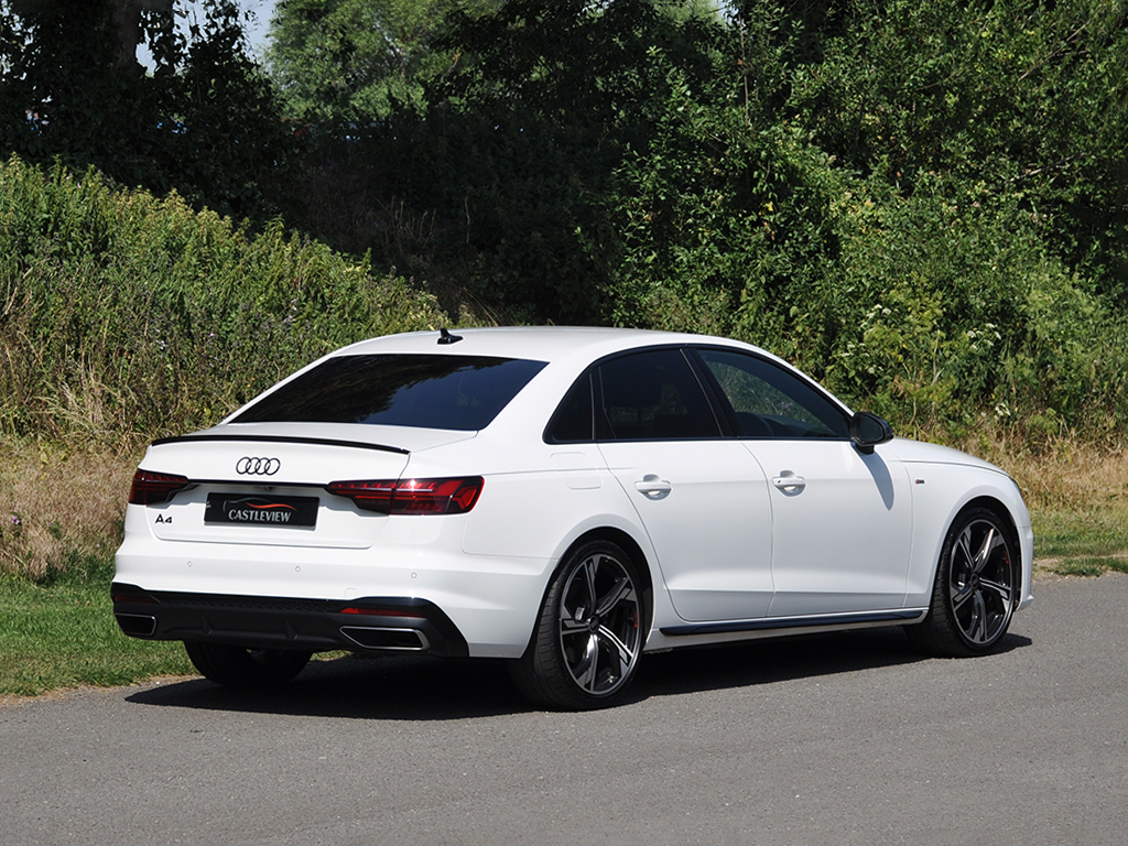 Audi A4 2.0 A4 Black Edition 35 Tfsi Mhev Saloon YH22GLV White #5