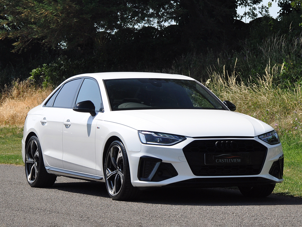 Audi A4 2.0 A4 Black Edition 35 Tfsi Mhev Saloon White