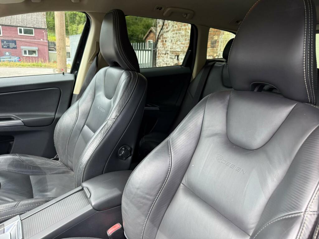 Volvo XC60 2.4 D5 Se Geartronic Awd Euro 5 Red #25