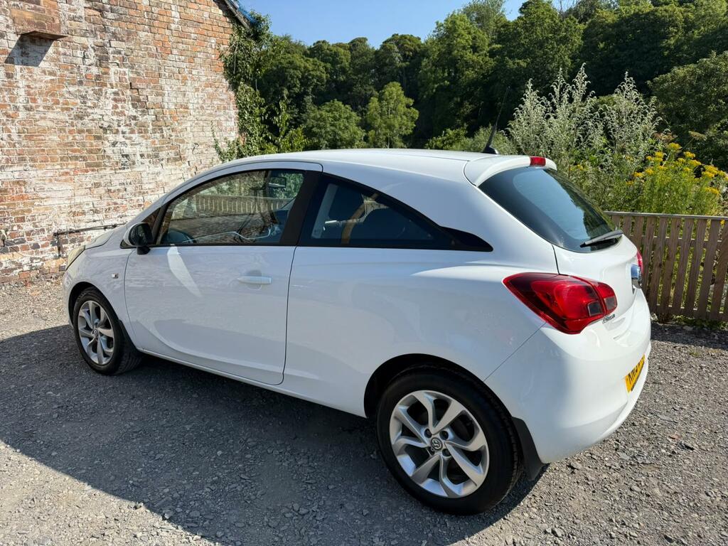 Vauxhall Corsa Excite KN15WYO White #5