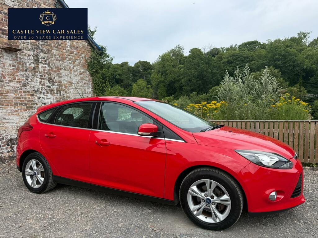 Ford Focus Estate 1.6 Tdci Zetec S Euro 5 Ss 201262 Red #1