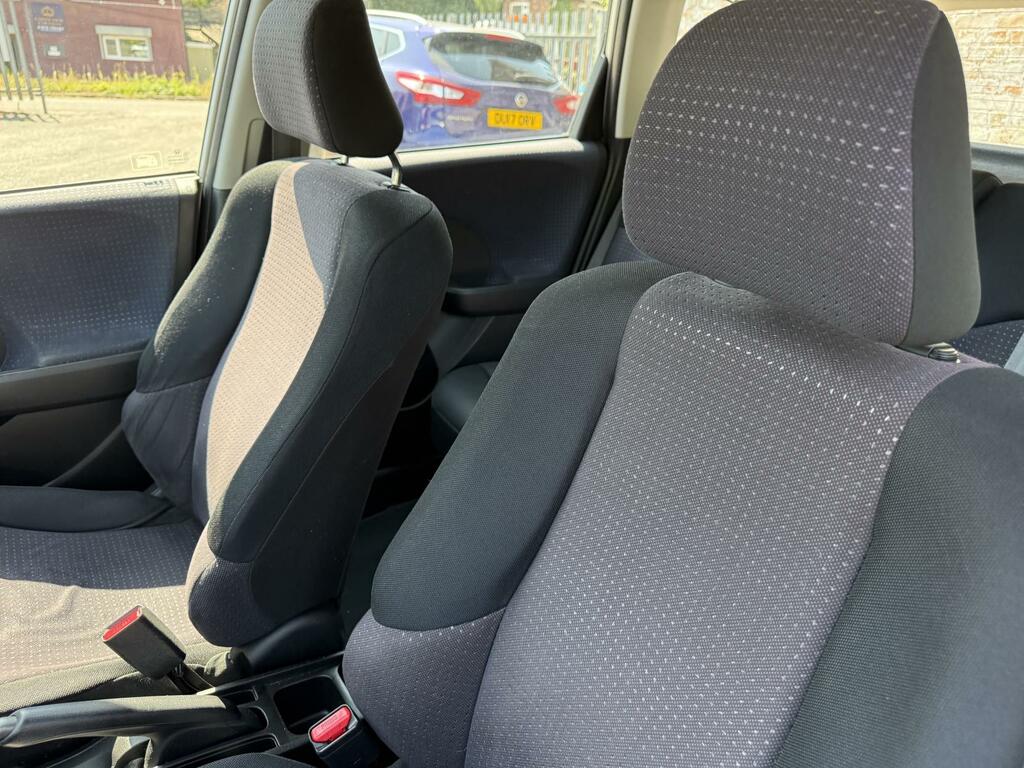 Honda Jazz S Silver #5