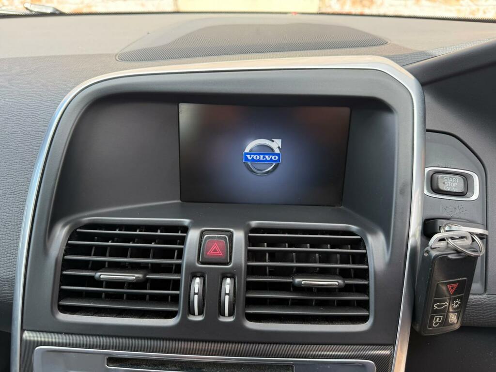 Volvo XC60 2.4L Se Lux Nav Blue #18