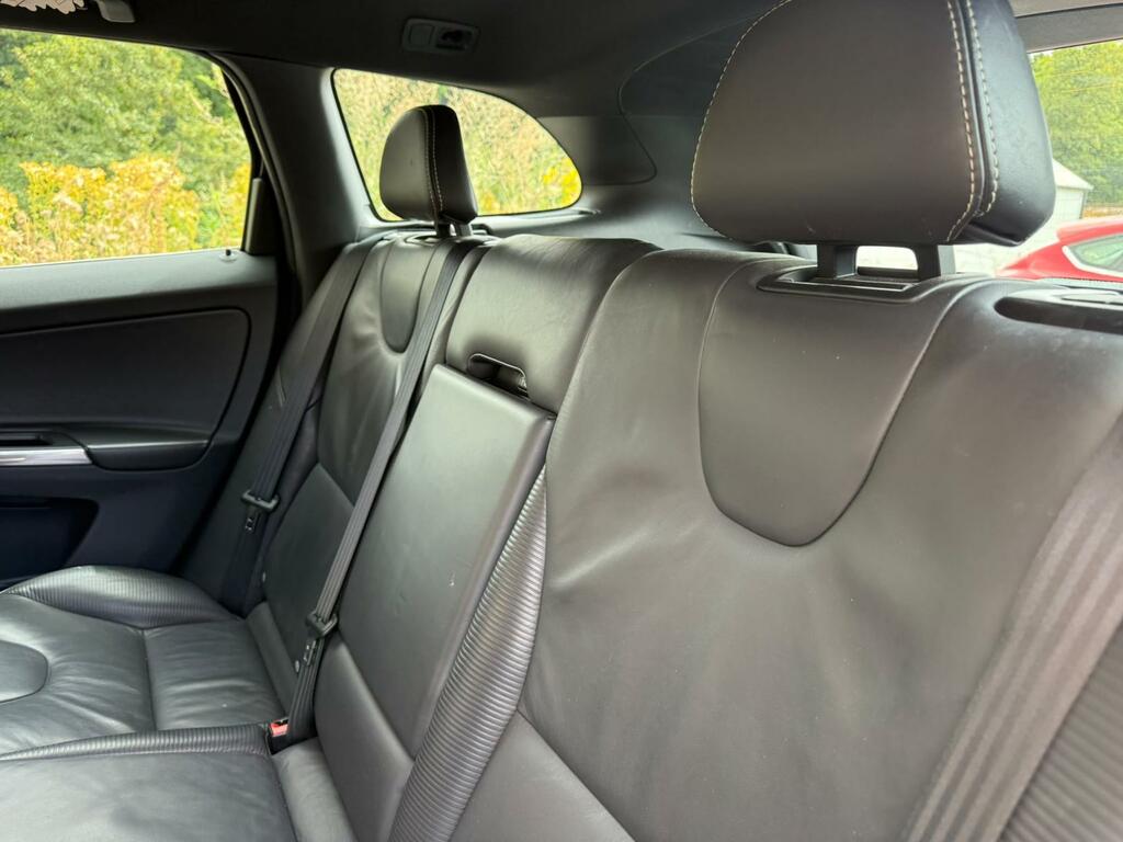 Volvo XC60 2.4L Se Lux Nav Blue #15