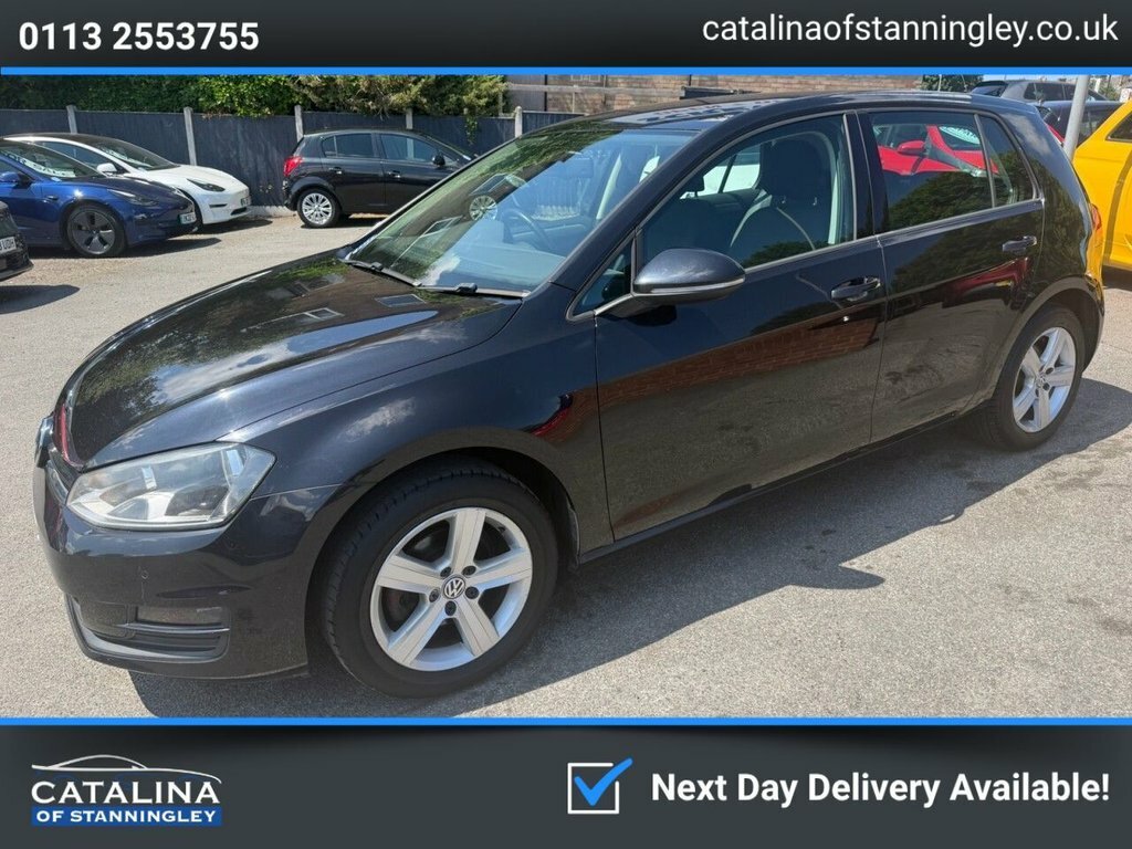 Volkswagen Golf 1.6L Match Black #3