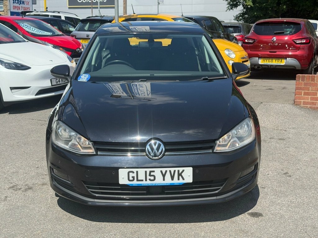 Volkswagen Golf 1.6L Match Black #2