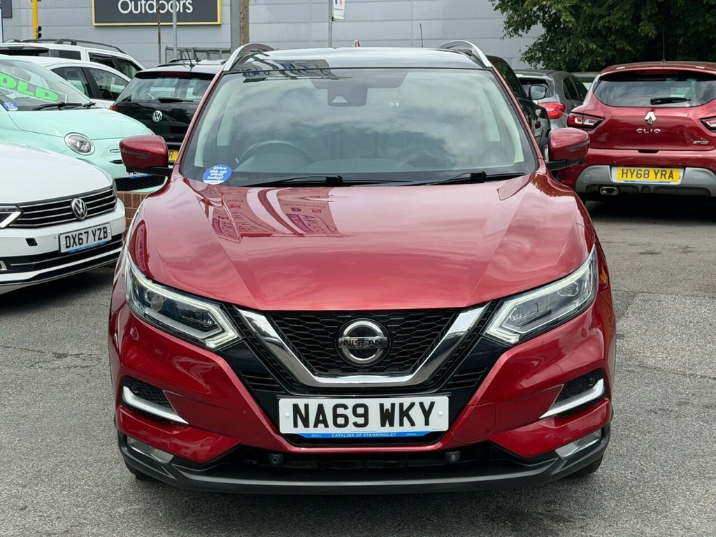 Nissan Qashqai 1.7L Tekna NA69WKY Red #2