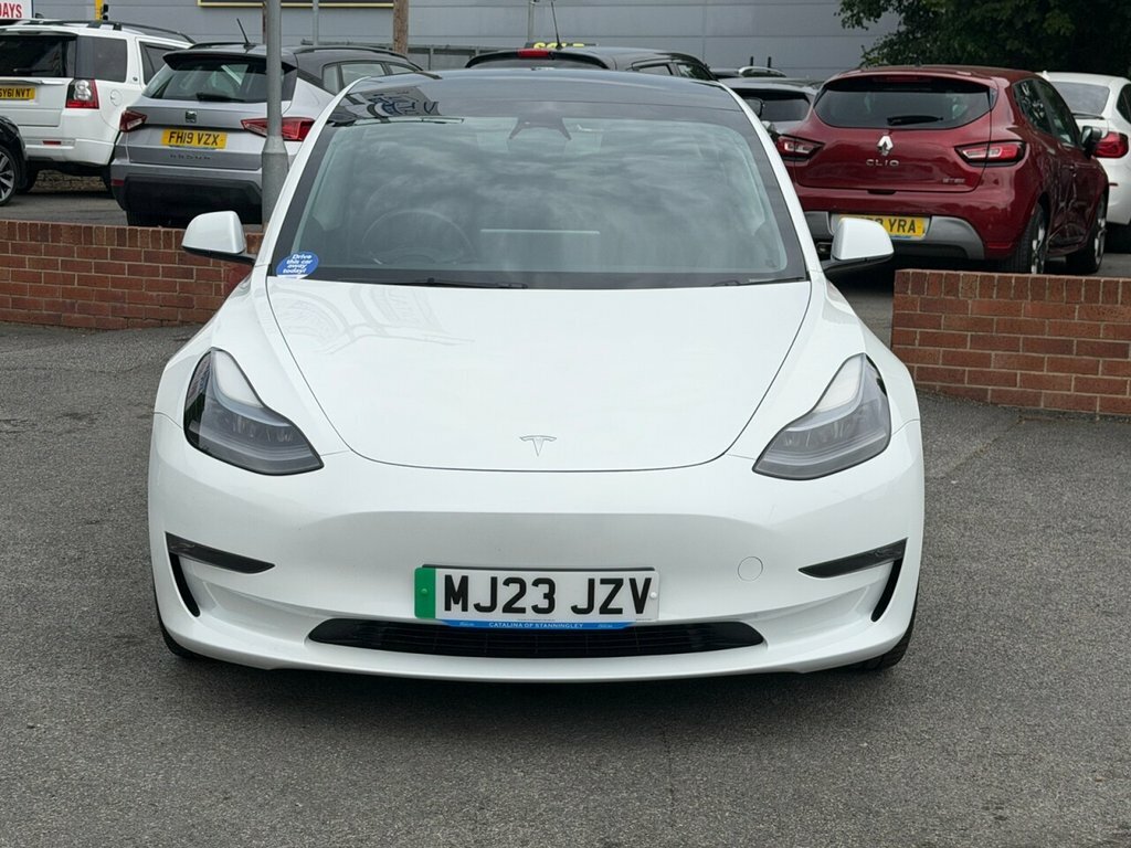 Tesla Model 3 Saloon MJ23JZV White #2