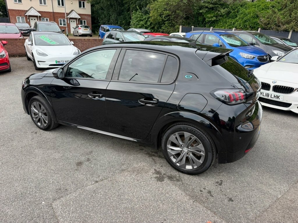 Peugeot e-208 Hatchback YH22TFY Black #6