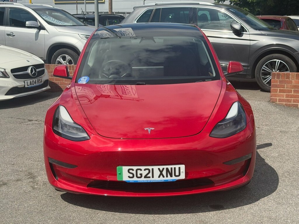 Tesla Model 3 Saloon SG21XNU Red