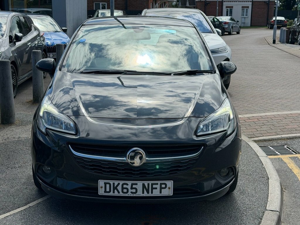 Vauxhall Corsa 1.4L Excite Black #2