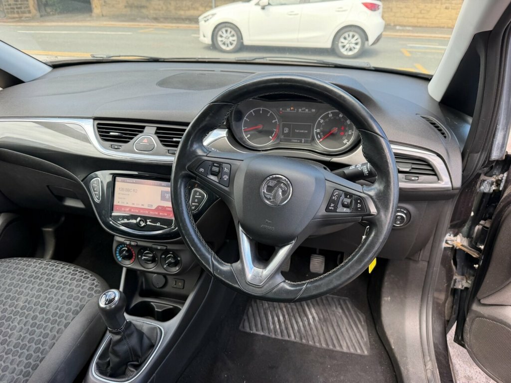 Vauxhall Corsa 1.4L Excite Black #4