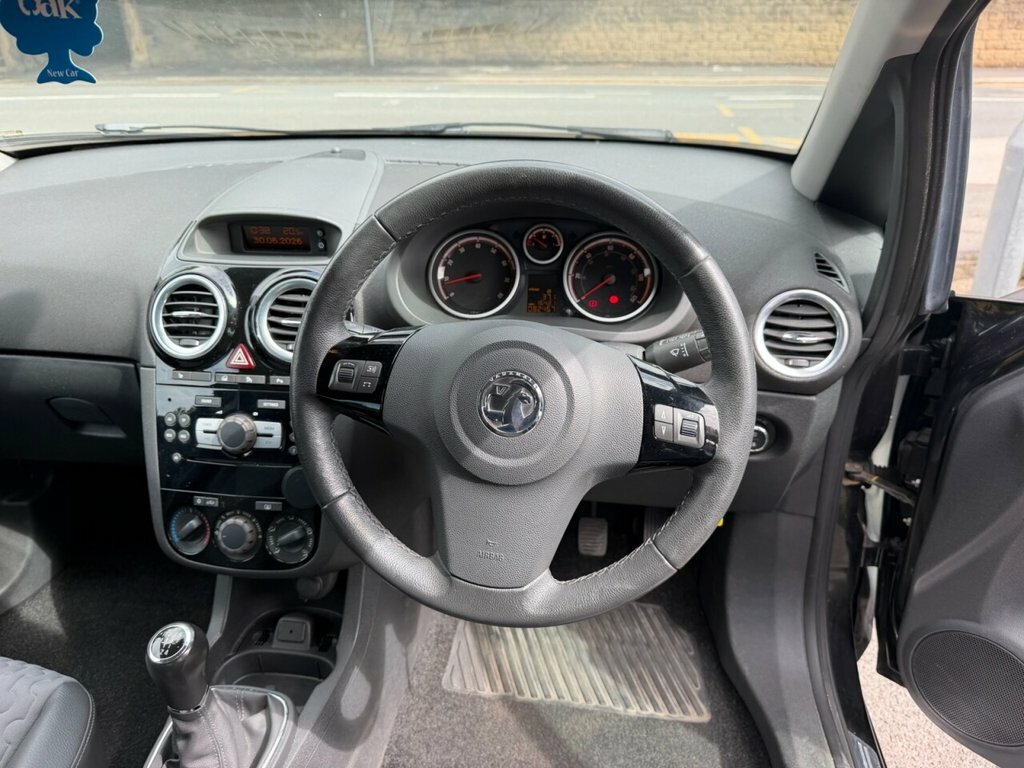 Vauxhall Corsa 1.4L Se Black #4